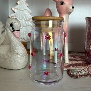 Glass bow tumbler